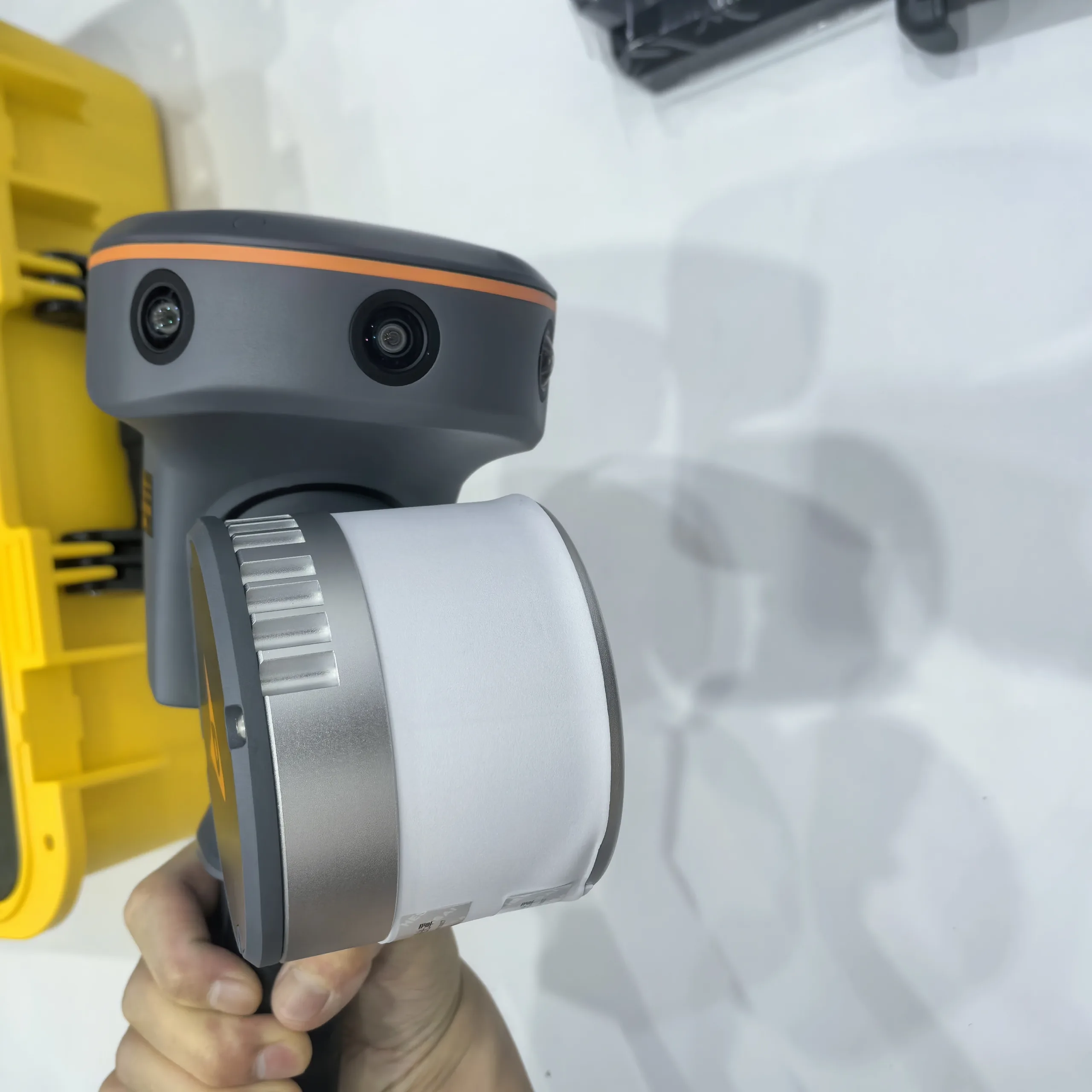 CHCNAV RS10 Handheld SLAM 3D Laser Scanner + GNSS RTK - Image 2