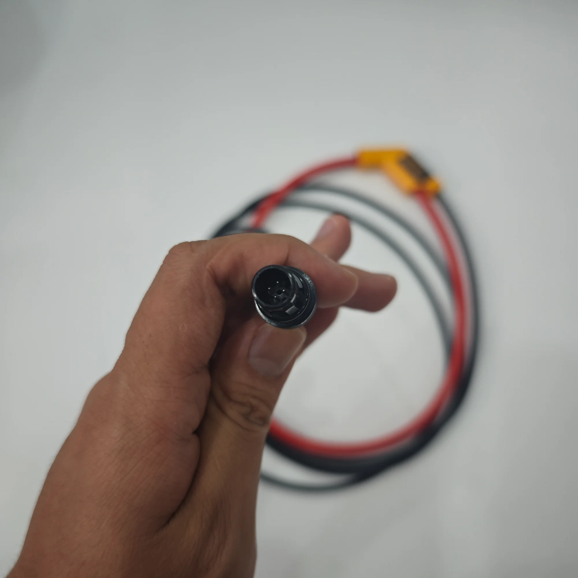 Fluke I17XX-FLEX1500/24 1500A 24-Inch iFlex Flexible Current Probe - Image 3