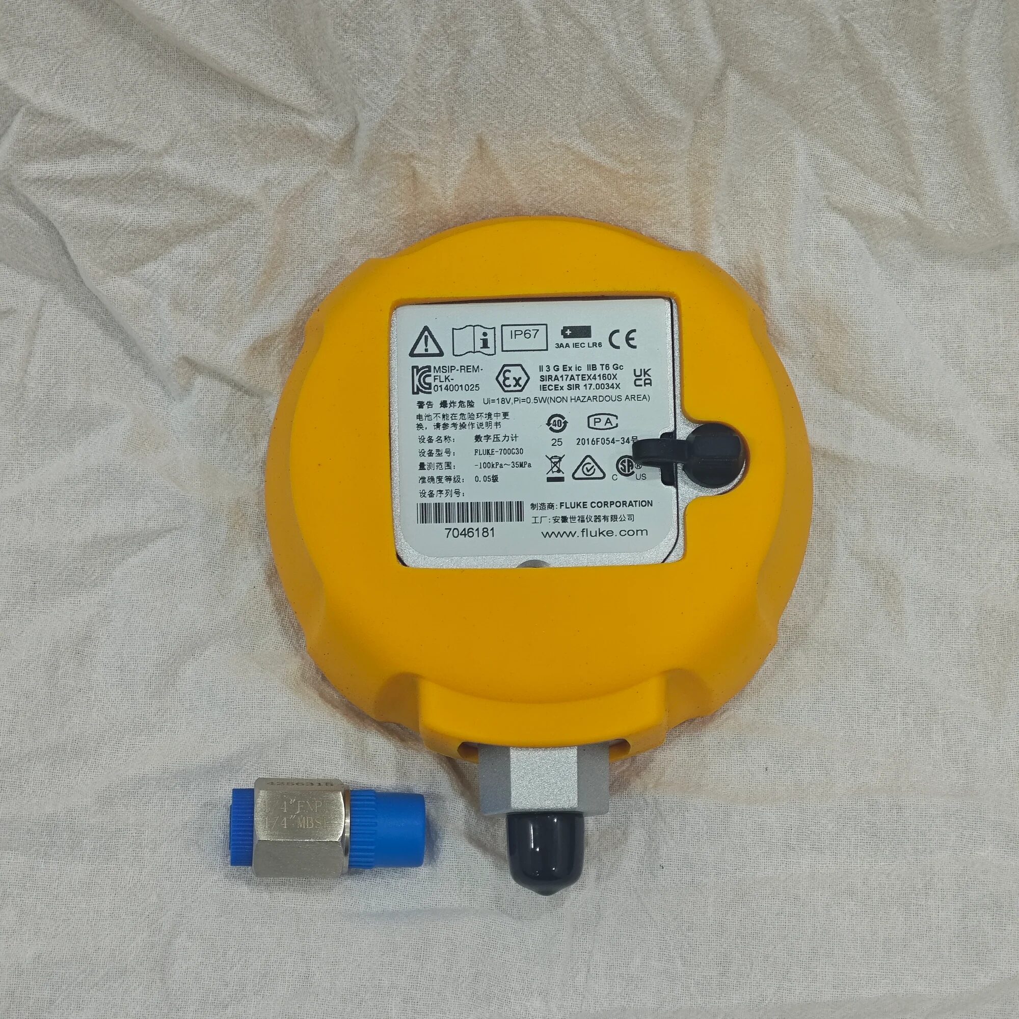 Fluke 700G30 5000 PSIG Precision Pressure Gauge Calibrator - Image 2