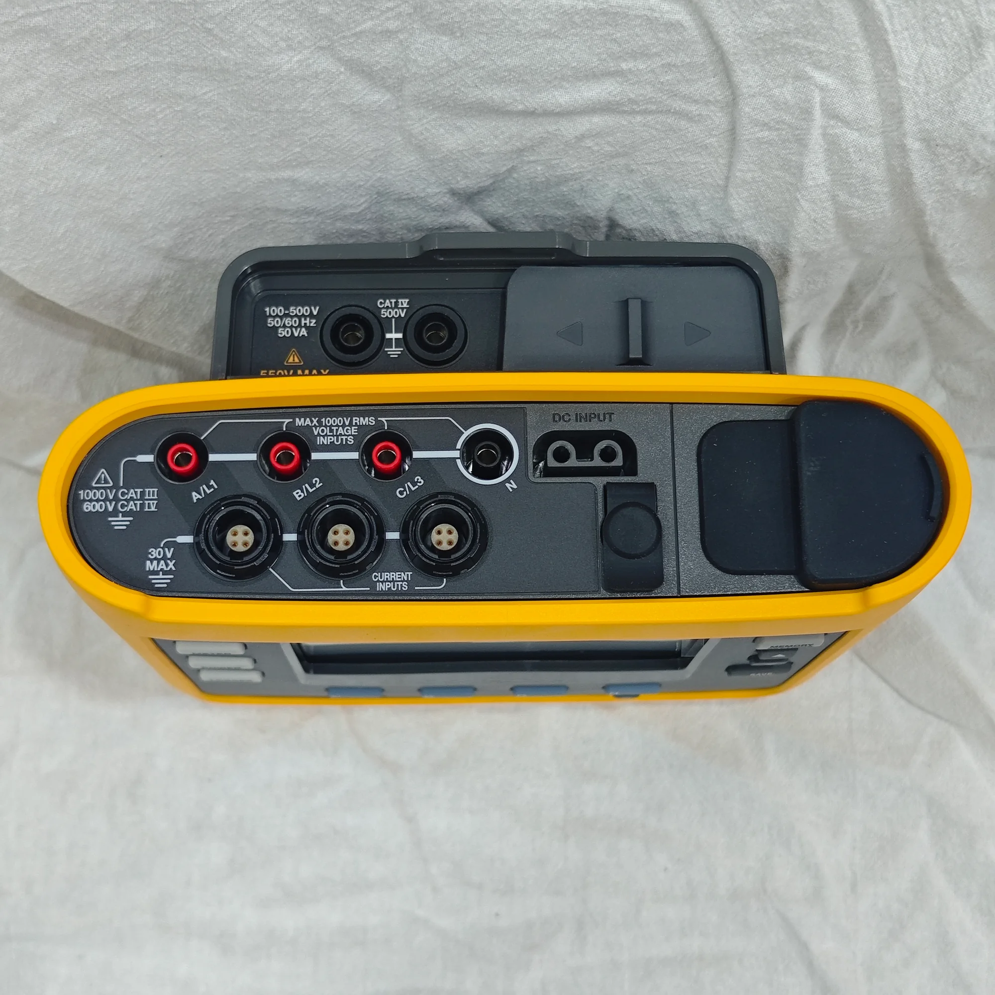 Fluke 1734 Three-Phase Electrical Energy Logger - Image 6