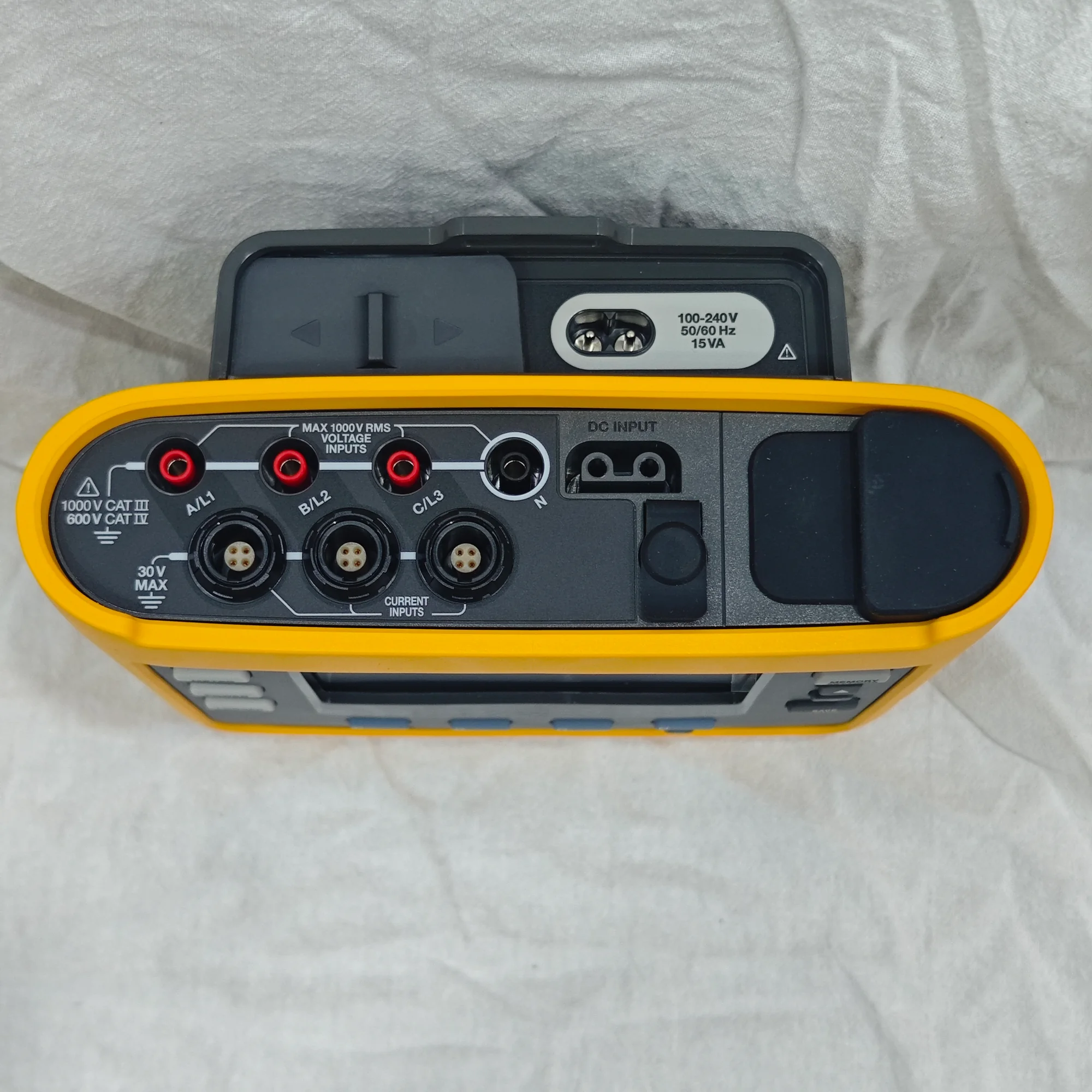 Fluke 1734 Three-Phase Electrical Energy Logger - Image 5